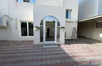 Villa - 3 Bedrooms - 3 Bathrooms for rent in New Salata - Salata - Doha
