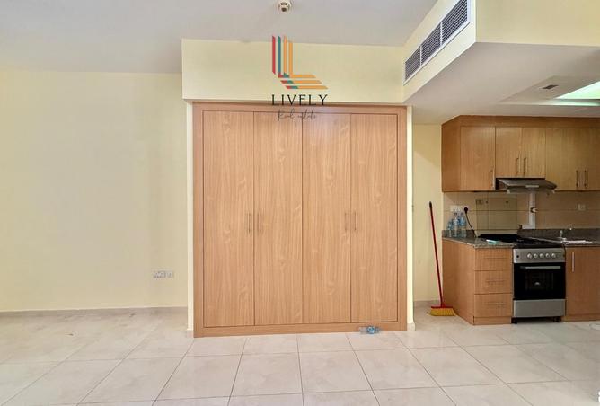 52042806 - Property Image 2