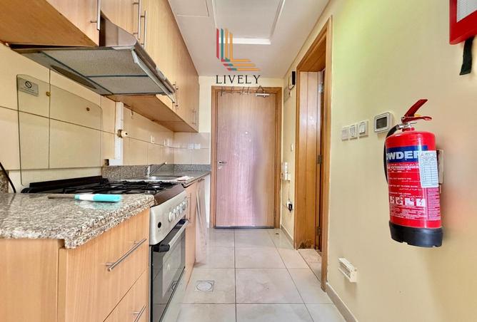 52042806 - Property Image 3