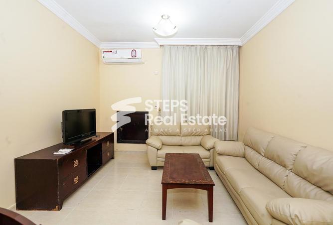 58043151 - Property Main Image