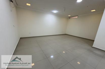 Warehouse - Studio for rent in Al Thumama - Al Thumama - Doha