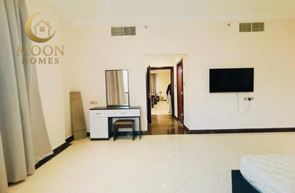 Apartment - 1 - 2 for rent in Umm Ghwailina Comm - Umm Ghuwalina - Umm Ghuwailina - Doha