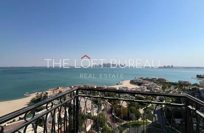 Apartment - 2 Bedrooms - 4 Bathrooms for rent in Floresta Gardens - Floresta Gardens - The Pearl Island - Doha