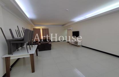 Apartment - 3 Bedrooms - 3 Bathrooms for rent in Al Nasr Street - Al Nasr - Doha