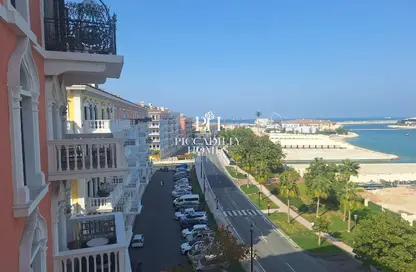 Apartment - 1 Bedroom - 2 Bathrooms for rent in Carnaval - Qanat Quartier - The Pearl Island - Doha