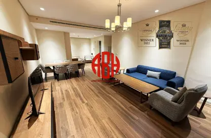 Apartment - 3 Bedrooms - 5 Bathrooms for rent in Floresta Gardens - Floresta Gardens - The Pearl Island - Doha Apartment - 3 Bedrooms - 5 Bathrooms for rent in Floresta Gardens - Floresta Gardens - The Pearl Island - Doha