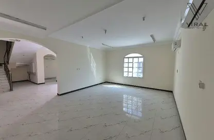 Villa - 5 Bedrooms - 5 Bathrooms for rent in Ain Khaled Villas - Ain Khaled - Doha
