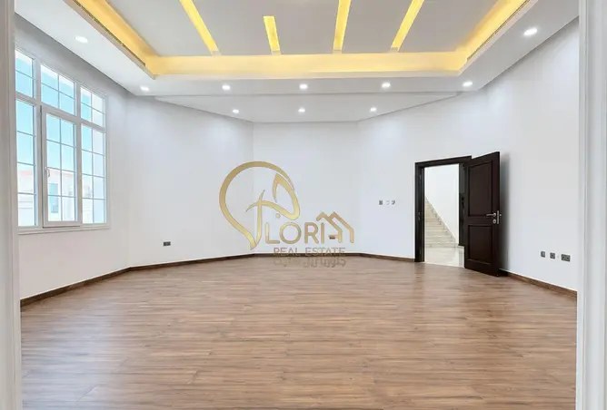 62692219 - Property Image 3