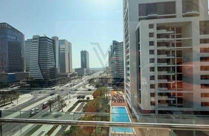 Apartment - 1 - 2 for rent in Lusail Marina Heights - Marina District - Lusail