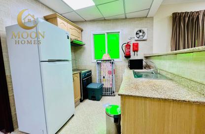 Apartment - 1 Bedroom - 1 Bathroom for rent in Umm Ghwailina Comm - Umm Ghuwalina - Umm Ghuwailina - Doha