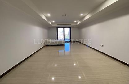 Apartment - Studio - 1 for rent in West Porto Drive - Porto Arabia - The Pearl Island - Doha
