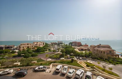 Apartment - 2 Bedrooms - 3 Bathrooms for rent in Viva West - Viva Bahriyah - The Pearl Island - Doha