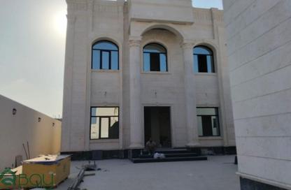 Villa - 7+ - 7+ for sale in Izghawa - Izghawa - Doha