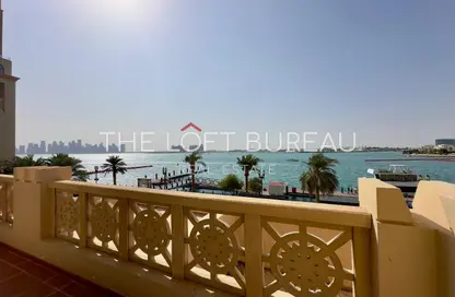 شقة - 2 غرف نوم - 3 حمامات للايجار في طريق بورتو الغربي - بورتو أرابيا - جزيرة اللؤلؤة - الدوحة