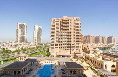 Apartment - 2 Bedrooms - 3 Bathrooms for rent in West Porto Drive - Porto Arabia - The Pearl Island - Doha