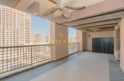 شقة - 2 غرف نوم - 3 حمامات للايجار في طريق بورتو الغربي - بورتو أرابيا - جزيرة اللؤلؤة - الدوحة