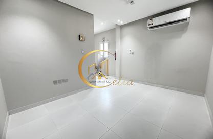 Apartment - Studio - 1 for rent in Old Al Ghanim - Al Ghanim - Doha