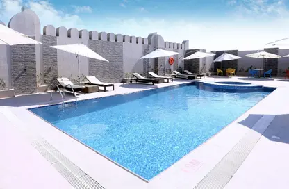 Apartment - Studio - 1 Bathroom for rent in Royal Plaza - Al Sadd - Doha