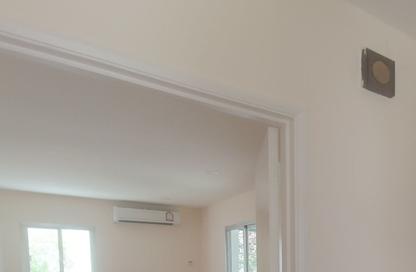 Villa - 3 Bedrooms - 3 Bathrooms for rent in Anas Street - Fereej Bin Mahmoud North - Fereej Bin Mahmoud - Doha