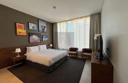 Apartment - 2 Bedrooms - 3 Bathrooms for rent in West Bay Tower - West Bay - West Bay - Doha