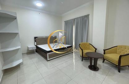 Apartment - Studio - 1 Bathroom for rent in Al Sadd Road - Al Sadd - Doha Apartment - Studio - 1 Bathroom for rent in Al Sadd Road - Al Sadd - Doha