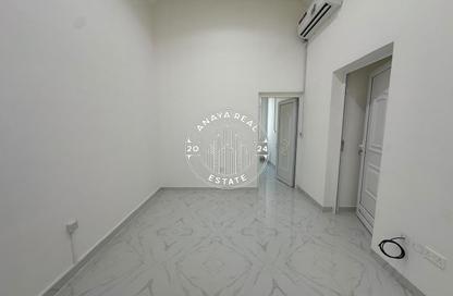 Apartment - 3 Bedrooms - 1 Bathroom for rent in Muaither Area - Al Rayyan - Doha
