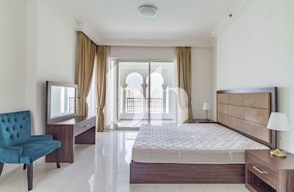 Apartment - 2 Bedrooms - 3 Bathrooms for rent in Viva West - Viva Bahriyah - The Pearl Island - Doha