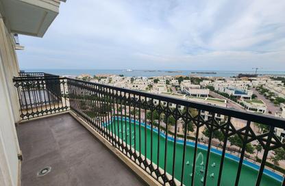 Apartment - 3 Bedrooms - 5 Bathrooms for rent in Floresta Gardens - Floresta Gardens - The Pearl Island - Doha