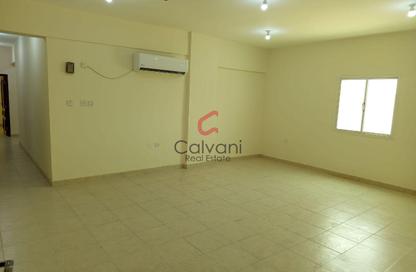 Apartment - 3 Bedrooms - 3 Bathrooms for rent in Al Mansoura - Al Mansoura - Doha