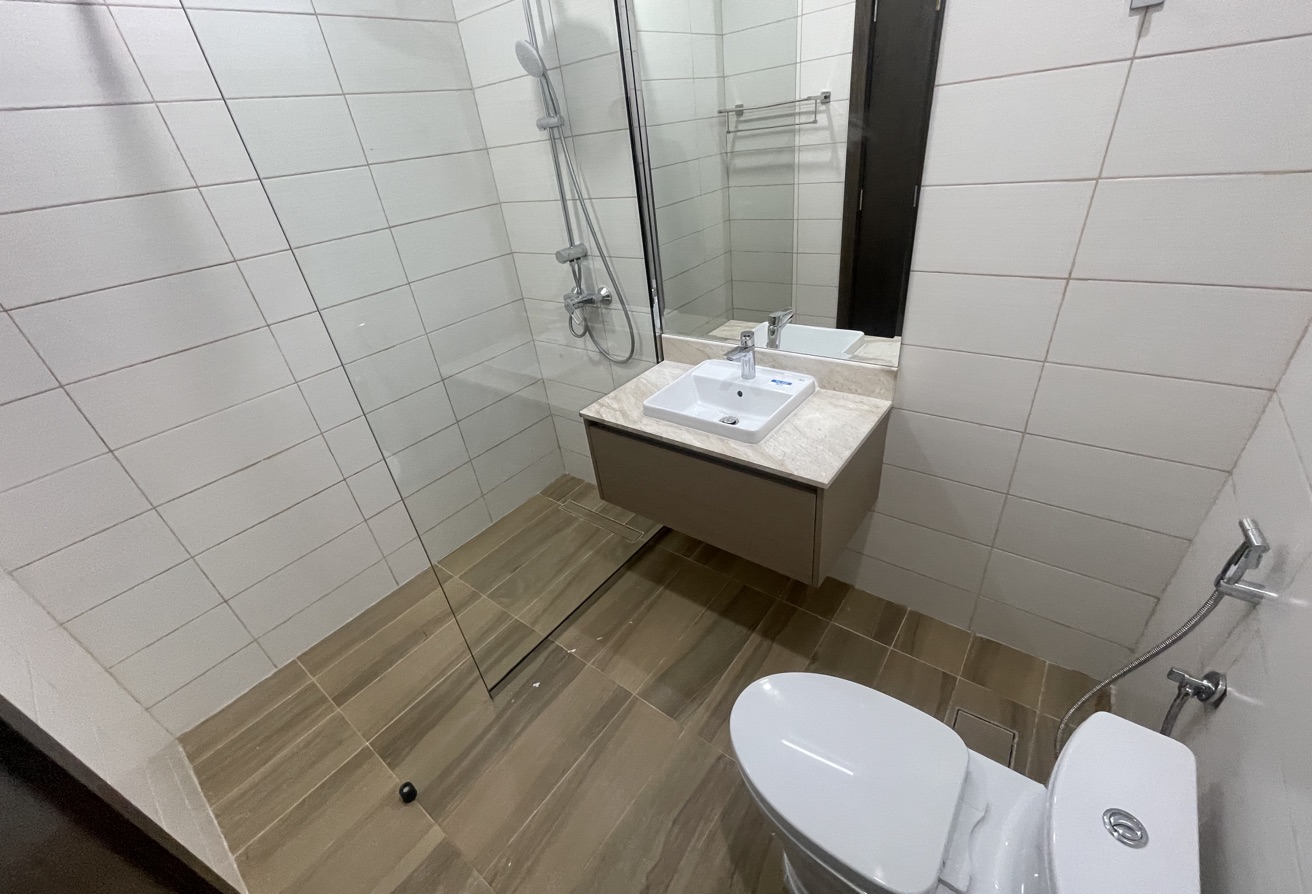 BRAND NEW 2 BR APARTMENT WITH BIG TERRACE thumbnail 9