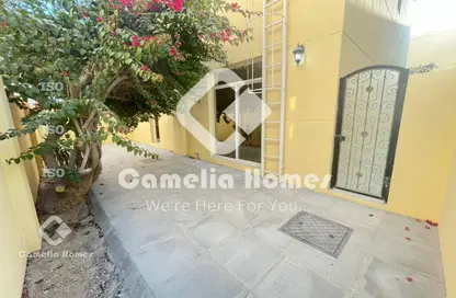 Compound - 5 Bedrooms - 5 Bathrooms for rent in Al Gharrafa - Al Gharrafa - Doha