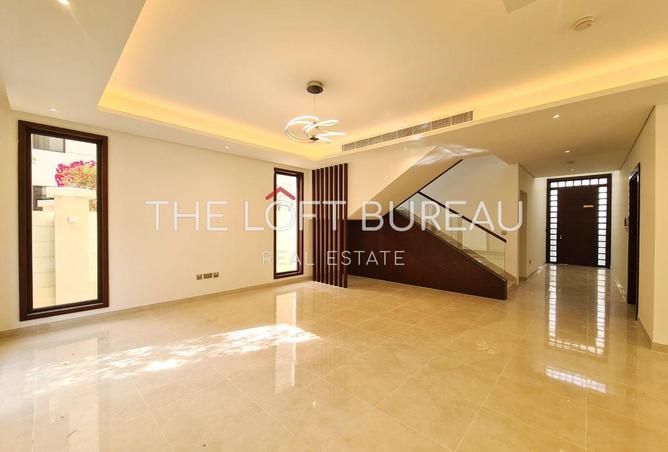 51720259 - Property Image 2