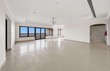Apartment - 3 Bedrooms - 4 Bathrooms for rent in East Porto Drive - Porto Arabia - The Pearl Island - Doha