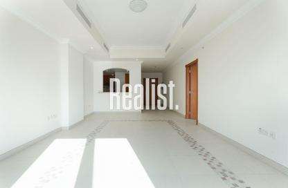 Apartment - 1 Bedroom - 2 Bathrooms for rent in West Porto Drive - Porto Arabia - The Pearl Island - Doha Apartment - 1 Bedroom - 2 Bathrooms for rent in West Porto Drive - Porto Arabia - The Pearl Island - Doha
