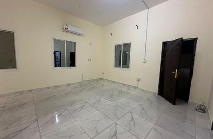 Apartment - Studio - 1 for rent in Al Aziziyah - Al Aziziyah - Doha