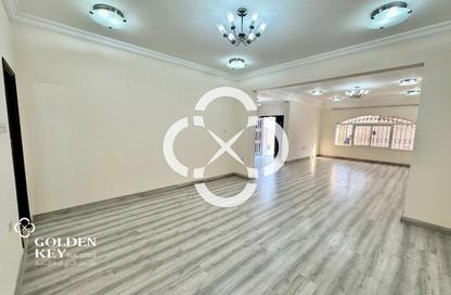 Villa - 6 Bedrooms - 6 Bathrooms for rent in Street 871 - Al Duhail South - Al Duhail - Doha Villa - 6 Bedrooms - 6 Bathrooms for rent in Street 871 - Al Duhail South - Al Duhail - Doha