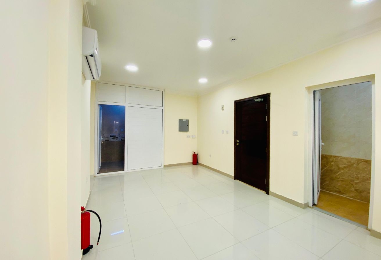 MAJESTIC 2 BHK SEMI FURNISHED APARTMENT |LAST UNIT - apartment in Abu Talha Street