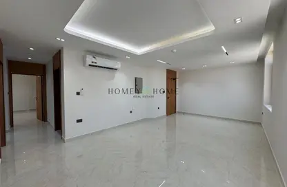 Apartment - 2 Bedrooms - 2 Bathrooms for rent in Al Mansoura - Al Mansoura - Doha