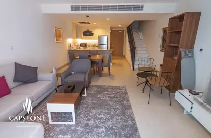 Apartment - 1 Bedroom - 2 Bathrooms for rent in Viva West - Viva Bahriyah - The Pearl Island - Doha