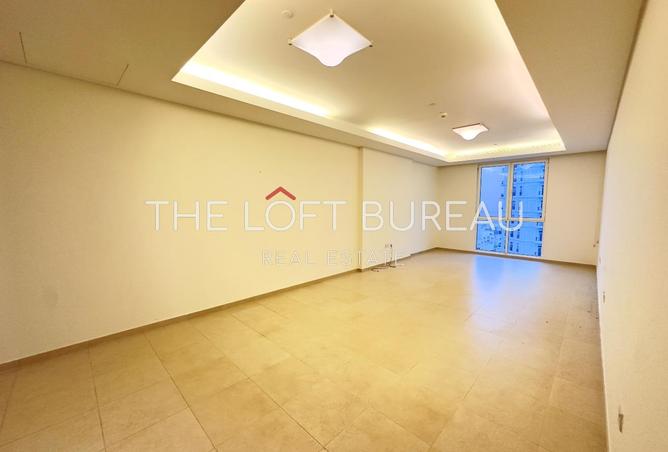 983614 - Property Image 3