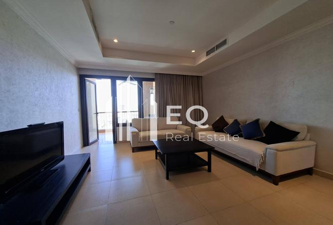 980798 - Property Image 2