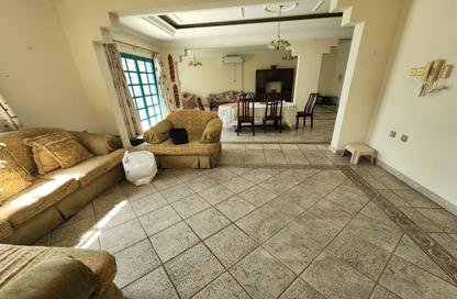 Villa - 3 Bedrooms - 4 Bathrooms for rent in New Salata - Salata - Doha