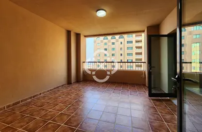 Apartment - 1 Bedroom - 2 Bathrooms for rent in East Porto Drive - Porto Arabia - The Pearl Island - Doha
