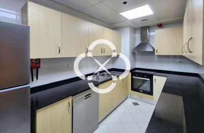 Apartment - 1 Bedroom - 2 Bathrooms for rent in East Porto Drive - Porto Arabia - The Pearl Island - Doha