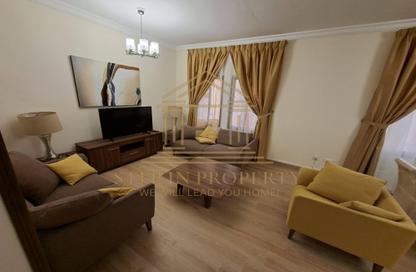 Duplex - 2 Bedrooms - 4 Bathrooms for rent in Ain Khaled Villas - Ain Khaled - Doha
