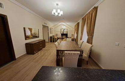 Duplex - 2 Bedrooms - 4 Bathrooms for rent in Ain Khaled Villas - Ain Khaled - Doha