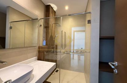 Apartment - 1 Bedroom - 2 Bathrooms for rent in Lusail Marina Heights - Marina District - Lusail