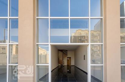 Shop - Studio - 1 Bathroom for rent in Musheireb - Musheireb - Doha