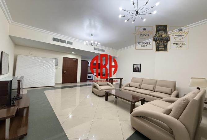 52865993 - Property Main Image