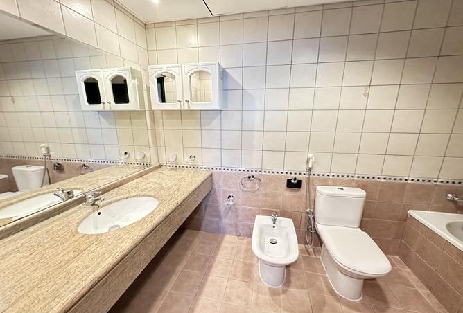 54007329 - Property Image 3